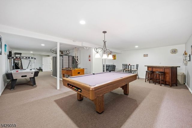 107 Continental Rd, West Milford Twp., NJ 07480