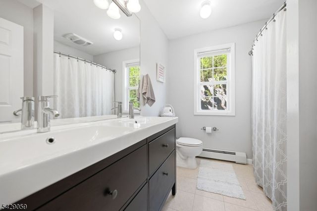 107 Continental Rd, West Milford Twp., NJ 07480