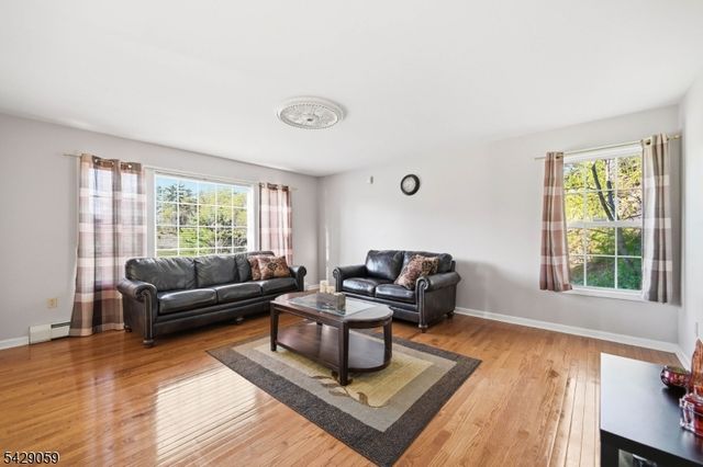 107 Continental Rd, West Milford Twp., NJ 07480