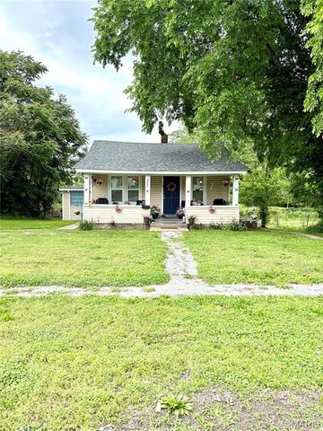 2206 Locust Avenue, Alton, IL 62002