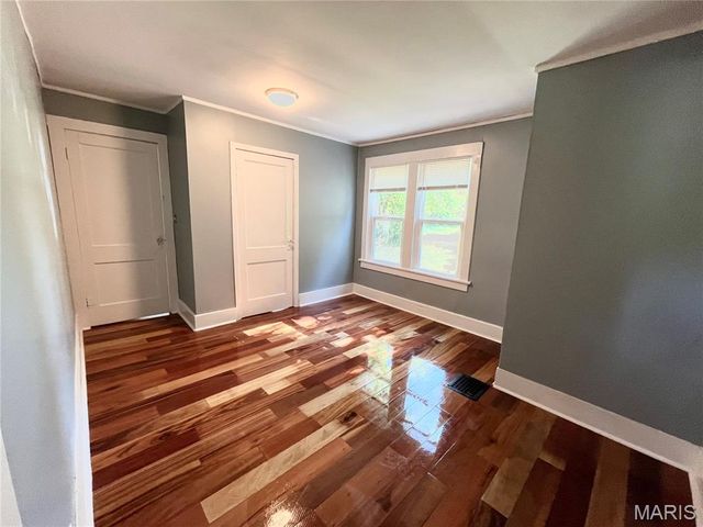 2206 Locust Avenue, Alton, IL 62002