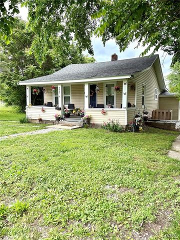 2206 Locust Avenue, Alton, IL 62002