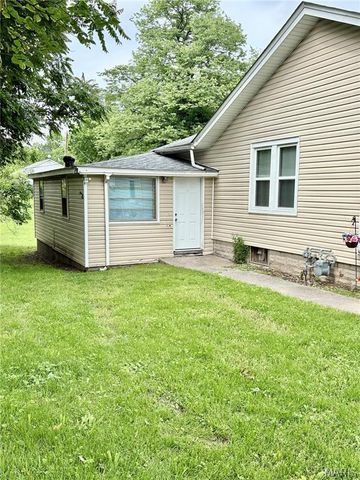 2206 Locust Avenue, Alton, IL 62002