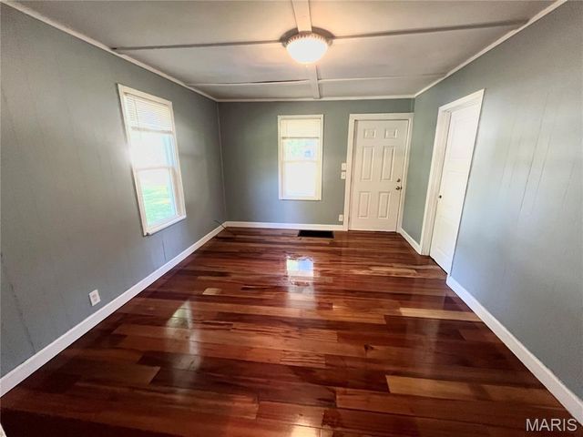2206 Locust Avenue, Alton, IL 62002