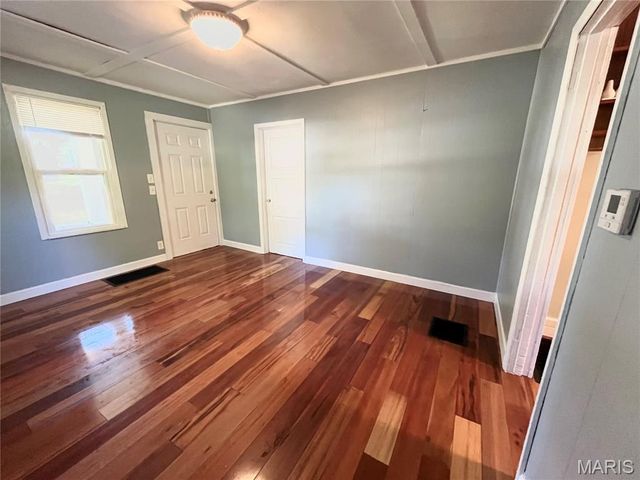2206 Locust Avenue, Alton, IL 62002
