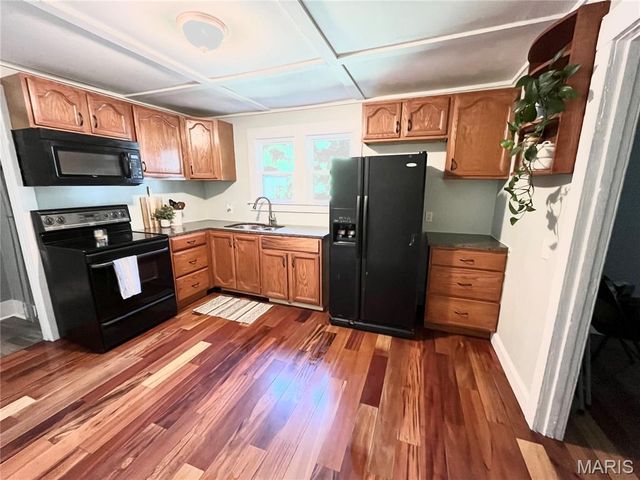 2206 Locust Avenue, Alton, IL 62002