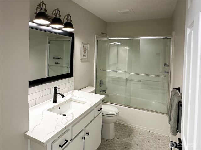 611 E Joseph Avenue, Spokane, WA 99208