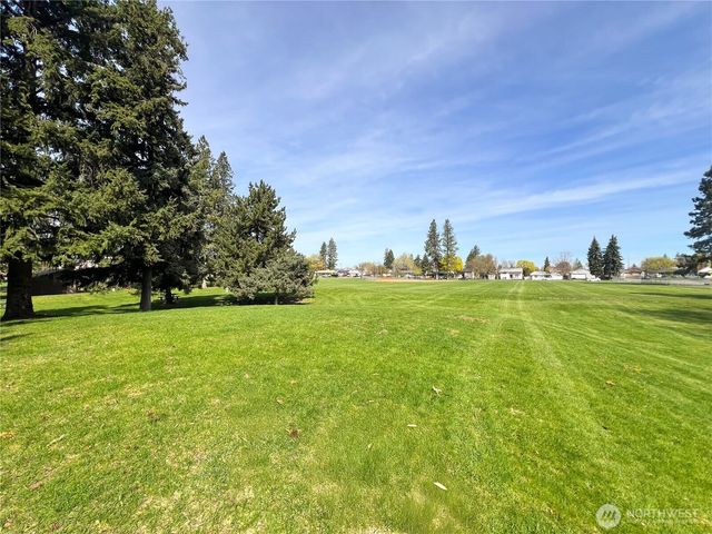 611 E Joseph Avenue, Spokane, WA 99208