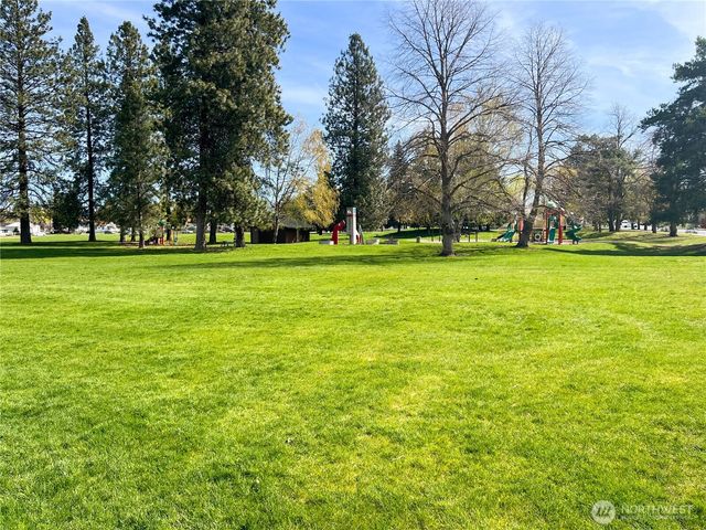 611 E Joseph Avenue, Spokane, WA 99208