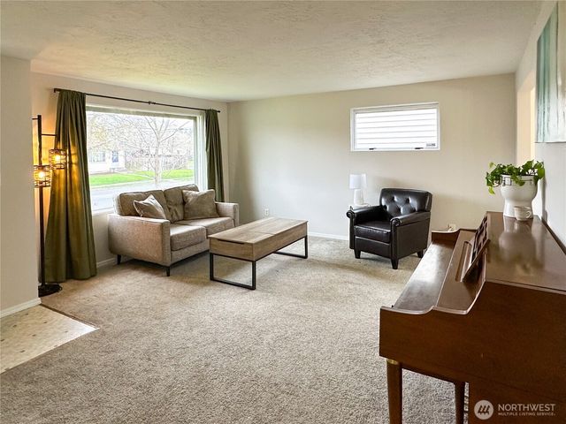 611 E Joseph Avenue, Spokane, WA 99208