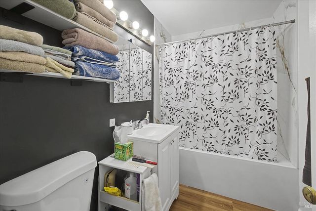 1763 E St, Napa, CA 94559