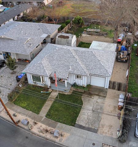 1763 E St, Napa, CA 94559