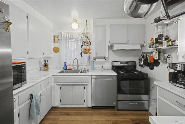 1763 E St, Napa, CA 94559