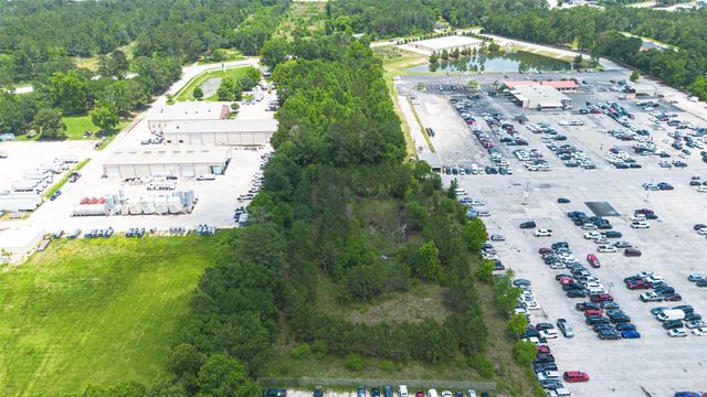 1370 Fm 3083 Road, Conroe, TX 77301