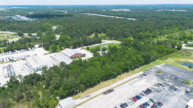 1370 Fm 3083 Road, Conroe, TX 77301