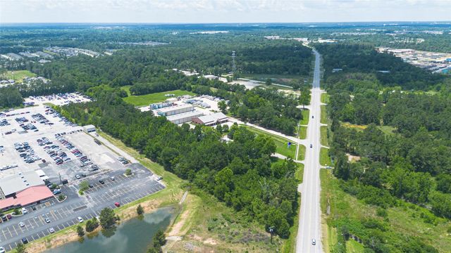 1370 Fm 3083 Road, Conroe, TX 77301