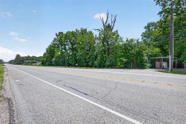 1370 Fm 3083 Road, Conroe, TX 77301