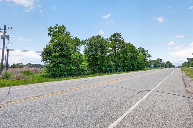 1370 Fm 3083 Road, Conroe, TX 77301