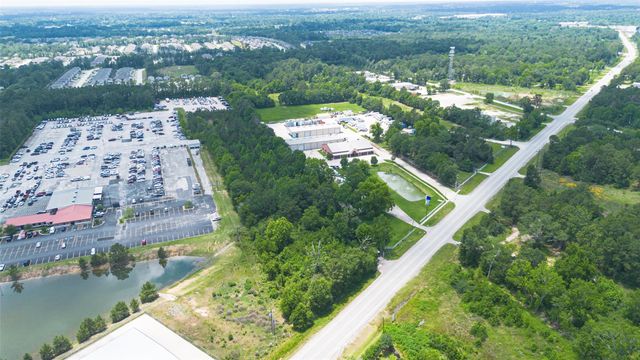 1370 Fm 3083 Road, Conroe, TX 77301