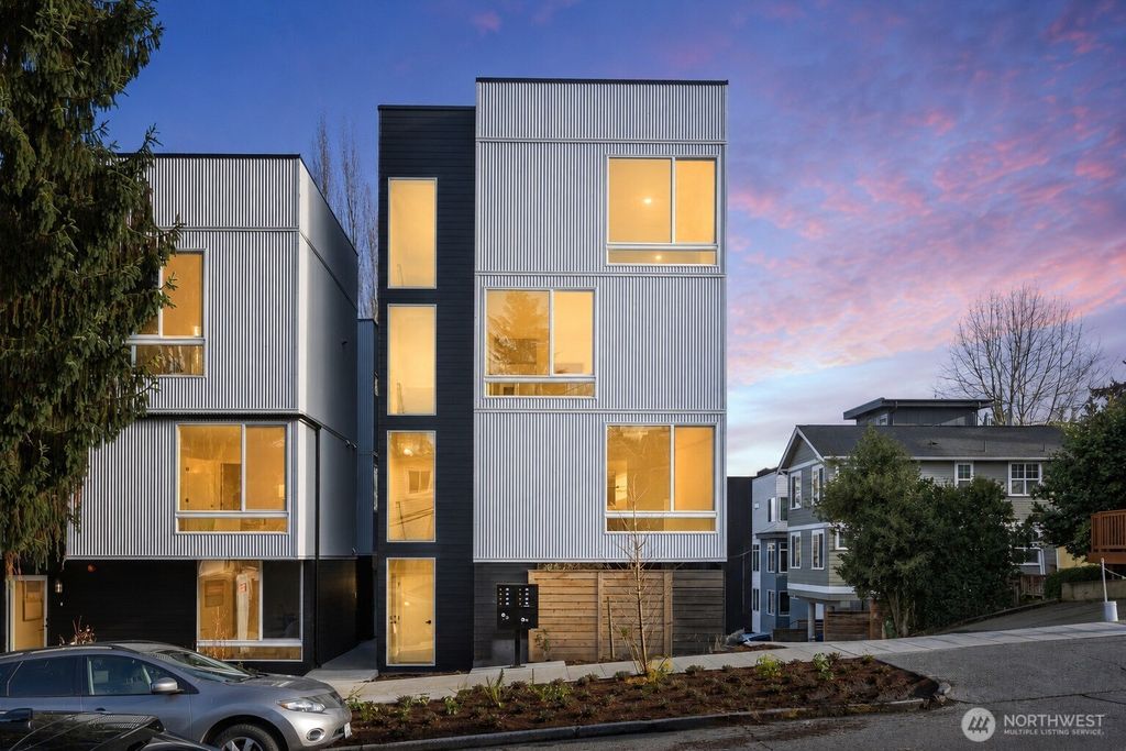 3110 Queen Anne Avenue N, Seattle, WA 98109
