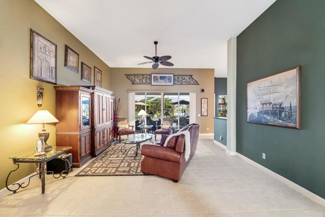 9433 Lantern Bay Circle, West Palm Beach, FL 33411