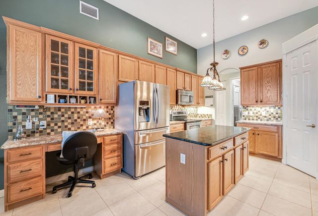 9433 Lantern Bay Circle, West Palm Beach, FL 33411