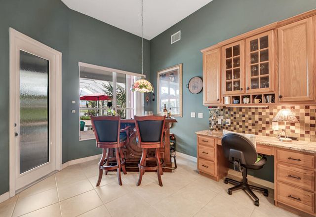 9433 Lantern Bay Circle, West Palm Beach, FL 33411