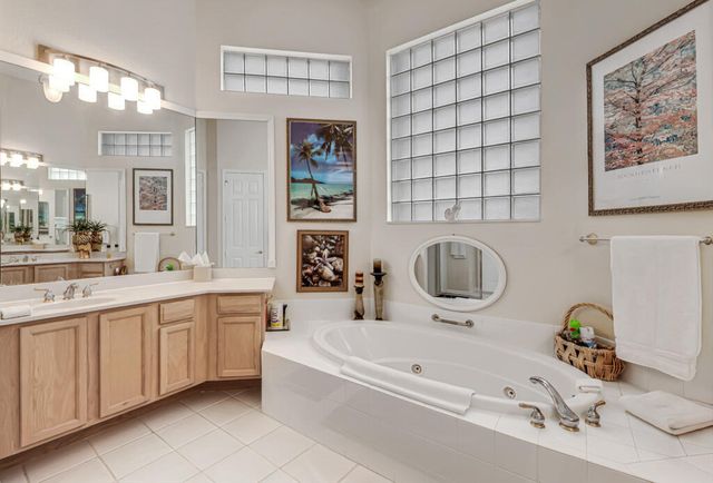 9433 Lantern Bay Circle, West Palm Beach, FL 33411