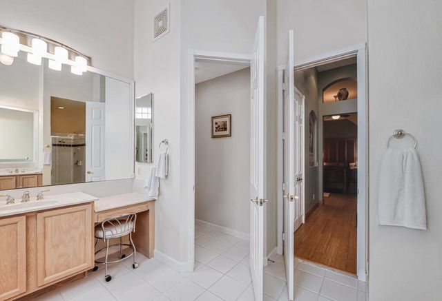 9433 Lantern Bay Circle, West Palm Beach, FL 33411