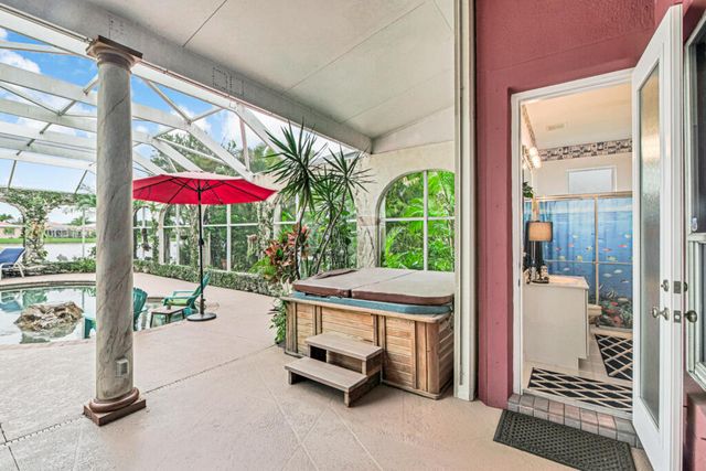 9433 Lantern Bay Circle, West Palm Beach, FL 33411