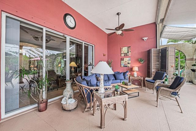 9433 Lantern Bay Circle, West Palm Beach, FL 33411