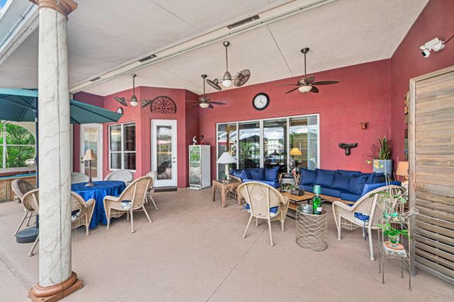 9433 Lantern Bay Circle, West Palm Beach, FL 33411