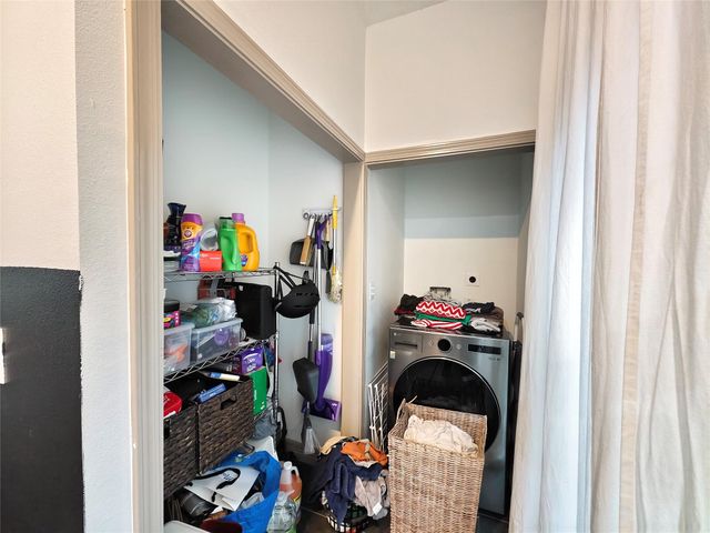 1217 Campbell Street, Houston, TX 77009