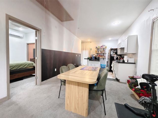 1217 Campbell Street, Houston, TX 77009