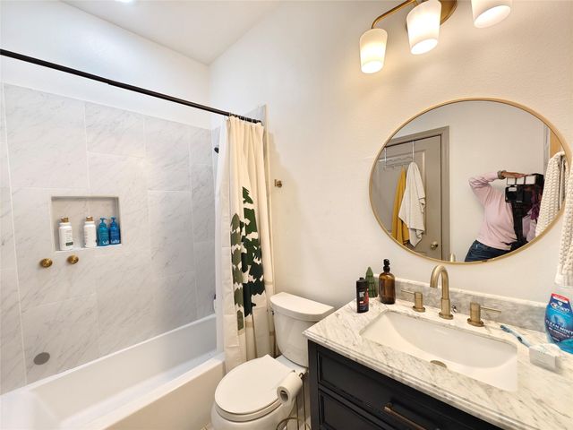 1217 Campbell Street, Houston, TX 77009