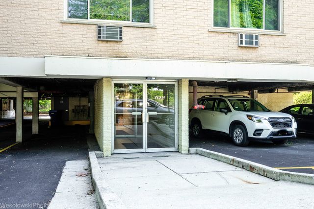 4939 S Dorchester Avenue 5F, Chicago, IL 60615