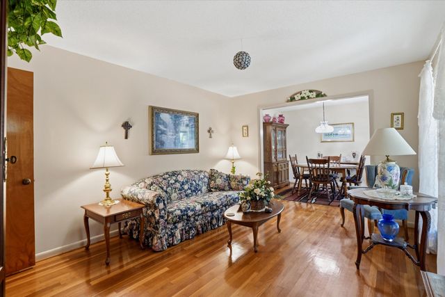5312 Chantilly Lane, North Charleston, SC 29418