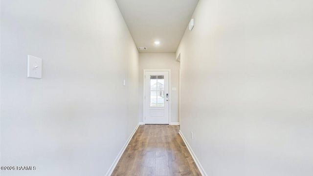 112 Lake Oak Drive, Lafayette, LA 70507