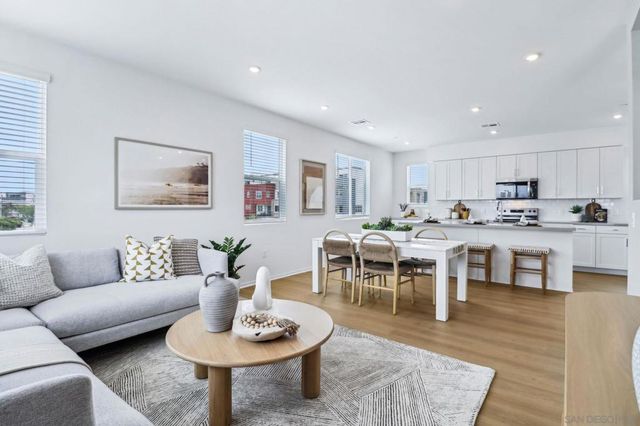 1907 Capella St 1927-2, Chula Vista, CA 91915