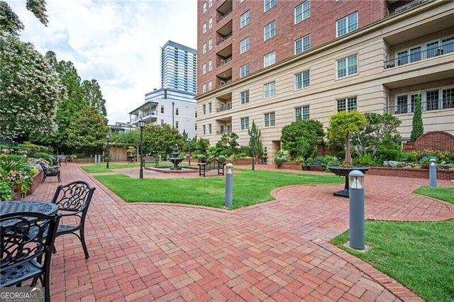 3657 Peachtree Road NE 4B, Atlanta, GA 30319