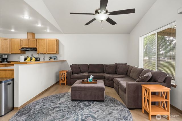 10309 School Land Road SW, Rochester, WA 98579