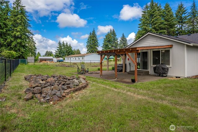 10309 School Land Road SW, Rochester, WA 98579