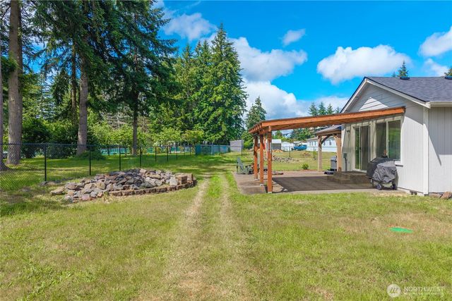 10309 School Land Road SW, Rochester, WA 98579