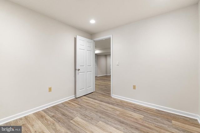 211 ORCHARD DR, North Wales, PA 19454
