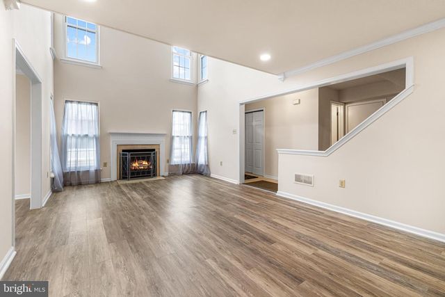 211 ORCHARD DR, North Wales, PA 19454