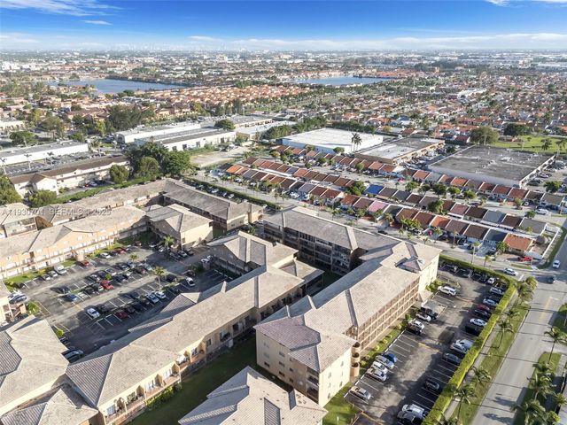 8851 NW 119th St 4304, Hialeah Gardens, FL 33018