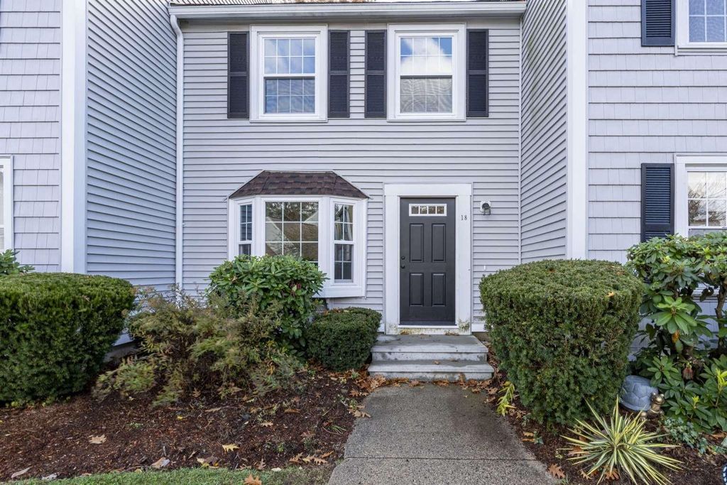 15 Culver St Unit 18, Plaistow, NH 03865