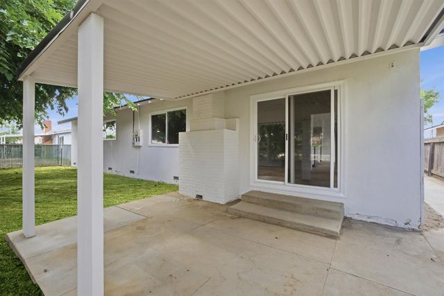 2554 Harvard Avenue, Clovis, CA 93612