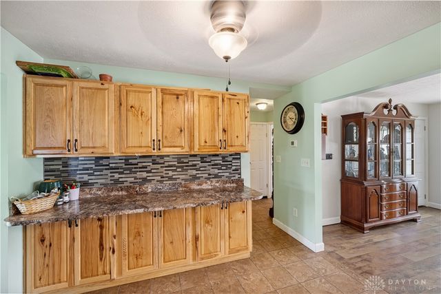 445 W Kessler Cowlesville Road, Tipp City, OH 45371