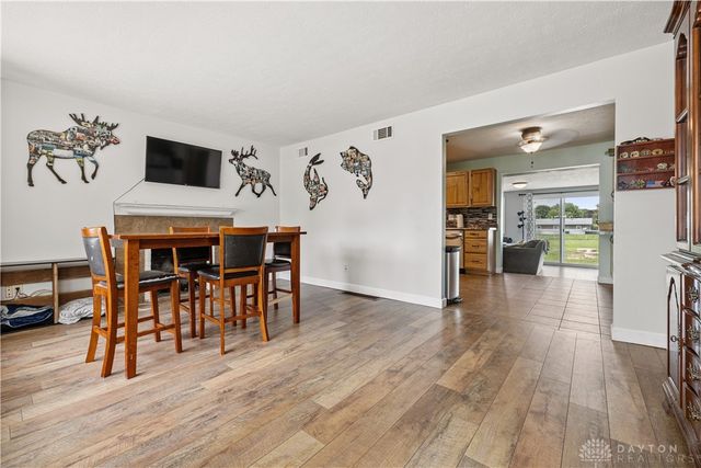 445 W Kessler Cowlesville Road, Tipp City, OH 45371